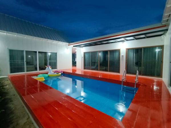 อัญมัน ลันตา Anyaman Lanta : photo 6 de la chambre villa avec piscine privée