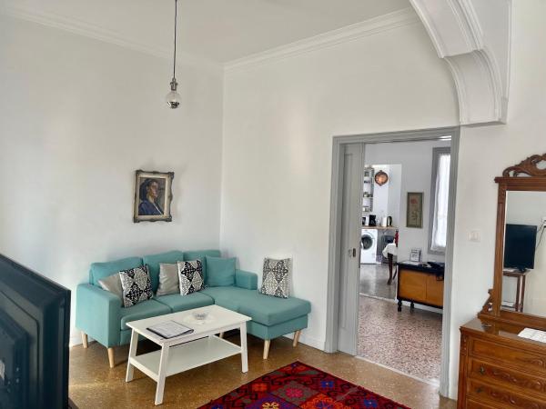 A litte Taste of Home Guest House : photo 3 de la chambre chambre double deluxe avec balcon