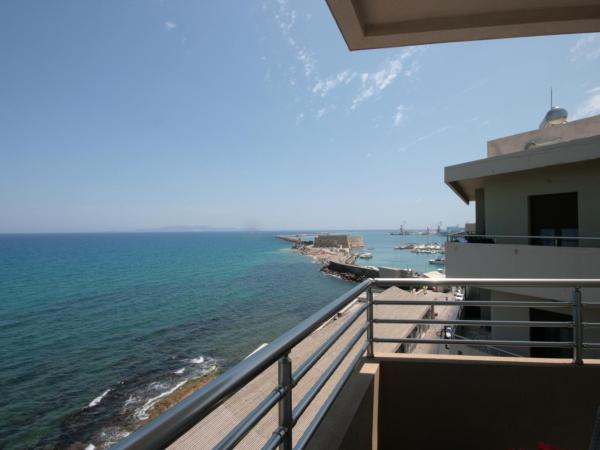 Kronos Hotel : photo 8 de la chambre chambre double ou lits jumeaux - vue sur mer