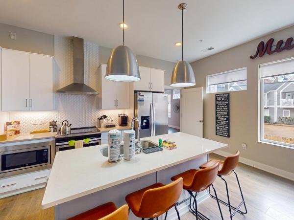 West End Living, Unit #205 : photo 4 de la chambre appartement 2 chambres