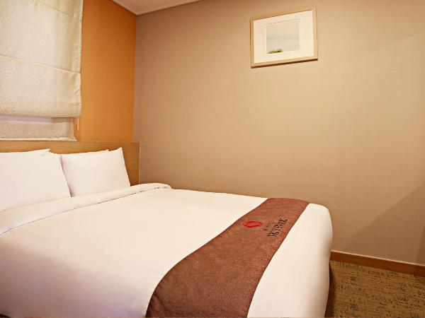 Hotel Skypark Myeongdong 3 : photo 5 de la chambre forfait kings side story - chambre double avec forfait visite du palais