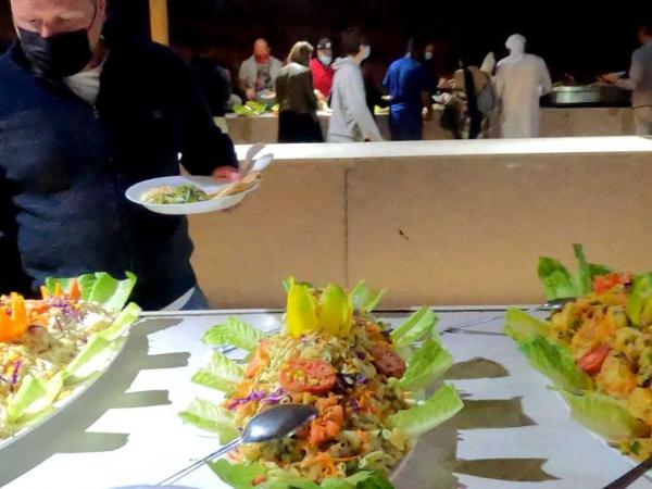 Luxury Overnight stay in Desert Safari Campsite, with dinner, adventure, entertainments, and transfers : photo 10 de la chambre tente