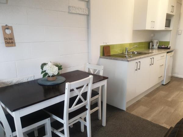 Little Haven formerly 52 on Rifle Motel : photo 5 de la chambre appartement 1 chambre