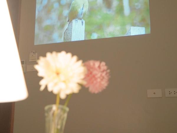 BnB98 Silom Hotel - 1 minutes from SKY TRAIN Sala Daeng station and SUBWAY Silom station : photo 6 de la chambre chambre supérieure lit queen-size