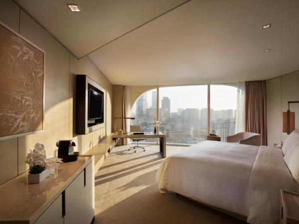 Conrad Beijing by Hilton : photo 2 de la chambre chambre king premium avec vue sur ville