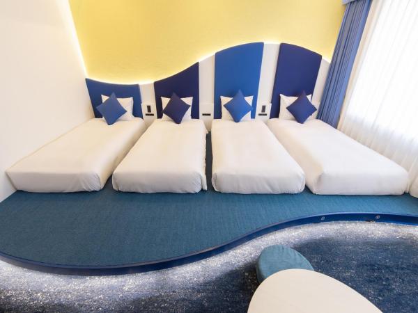 Hotel Keihan Universal Tower : photo 4 de la chambre chambre quadruple confort