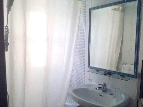 Hostal Maestre : photo 6 de la chambre chambre double ou lits jumeaux