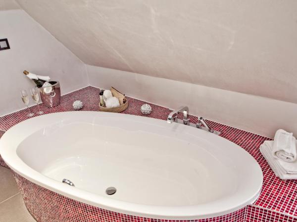 SCHLOSSRESIDENZ - Boutique Apartments & Hotel Suiten : photo 2 de la chambre suite 3 chambres