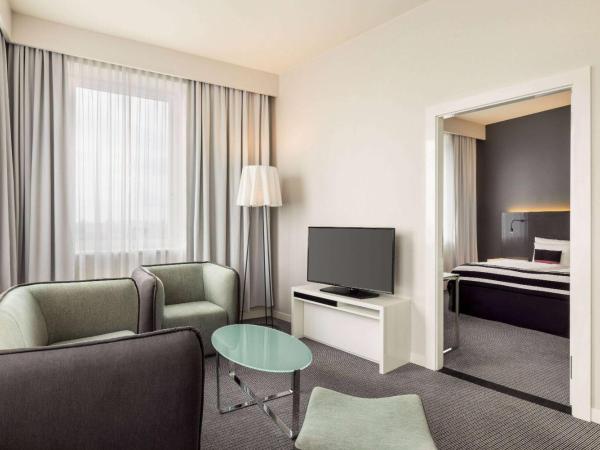 Vienna House by Wyndham Andel's Berlin : photo 1 de la chambre suite double junior