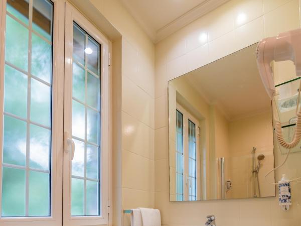 Hotel Alcazar Irun : photo 1 de la chambre chambre double