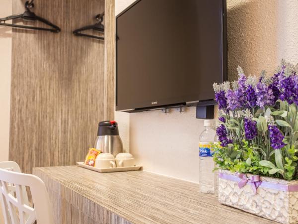 Lavender Inn Nusa Bestari : photo 3 de la chambre chambre double supérieure