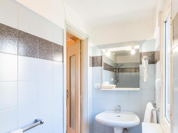 Hotel Castello : photo 3 de la chambre chambre triple