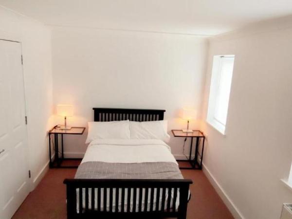 Surrey Quays Residency - Serviced rooms : photo 2 de la chambre chambre double avec salle de bains privative