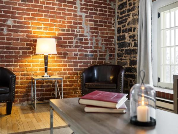 Hotel Port-Royal : photo 10 de la chambre suite supérieure / cuisine complète / animaux non autorisés