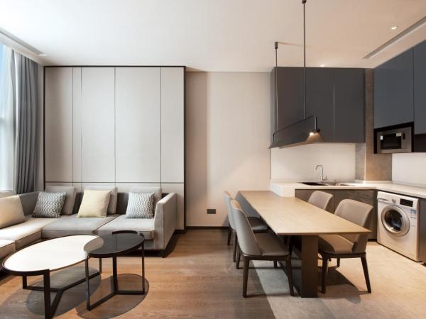 Crowne Plaza Hangzhou Science City, an IHG Hotel : photo 2 de la chambre chambre lit king-size premium avec coin salon