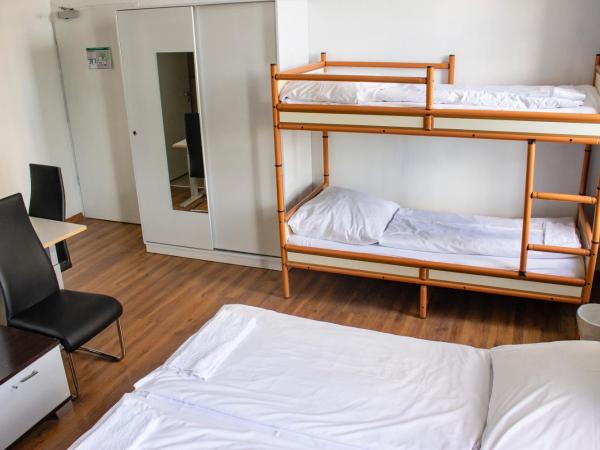 Metropol Hostel Berlin : photo 2 de la chambre chambre simple