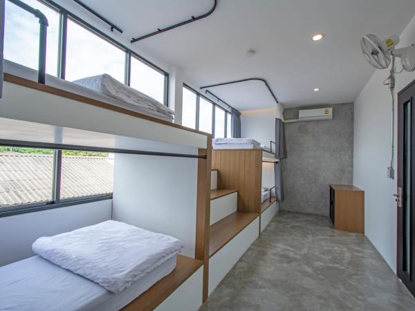 Lost Inn BKK : photo 3 de la chambre lit dans dortoir pour femmes de 4 lits