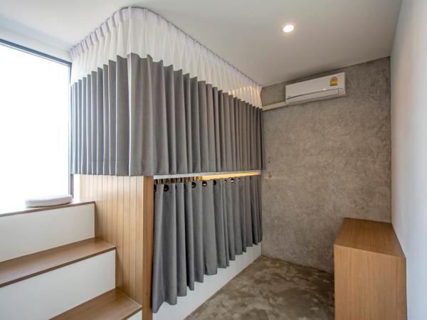 Lost Inn BKK : photo 4 de la chambre lit dans dortoir pour femmes de 4 lits