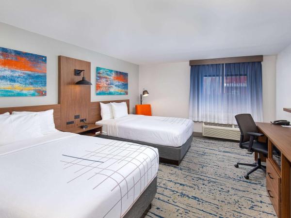 La Quinta by Wyndham Nashville Airport : photo 1 de la chambre chambre double deluxe avec 2 lits doubles - non-fumeurs