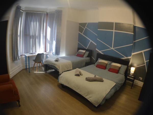 Kensington Guest House Liverpool : photo 5 de la chambre chambre triple