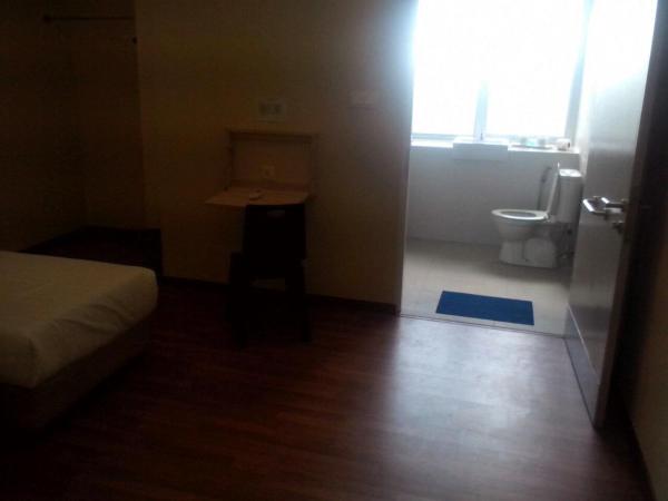 1ACS Residence : photo 2 de la chambre chambre familiale