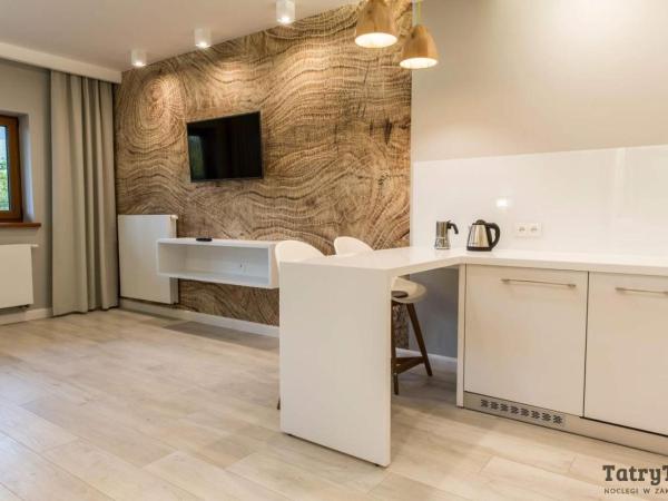 Royal Hill Residence : photo 4 de la chambre studio avec balcon