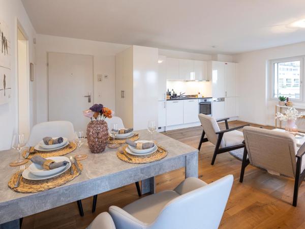 STAYY The River - contactless check-in : photo 8 de la chambre appartement avec vue sur la montagne