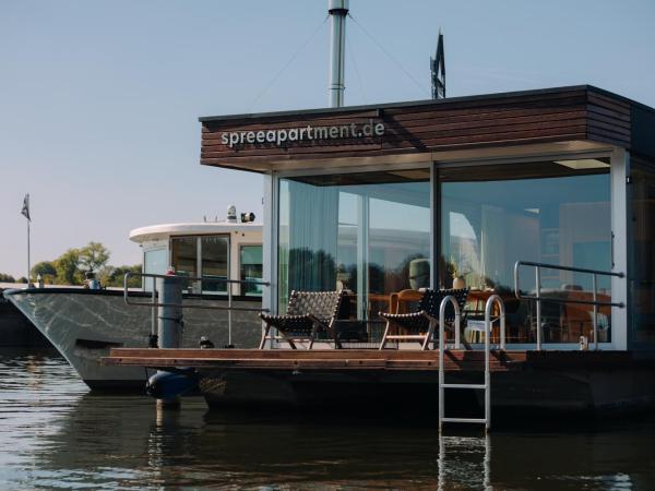 JULIA - Schwimmendes Apartment : photo 9 de la chambre appartement - vue sur lac