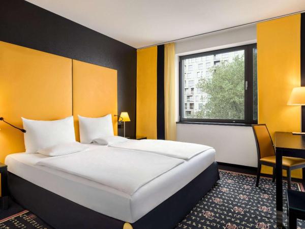 Vienna House Easy by Wyndham Katowice : photo 1 de la chambre chambre double supérieure