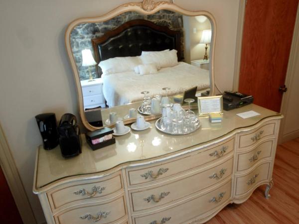 Manoir Sainte Genevieve : photo 4 de la chambre chambre lit king-size standard