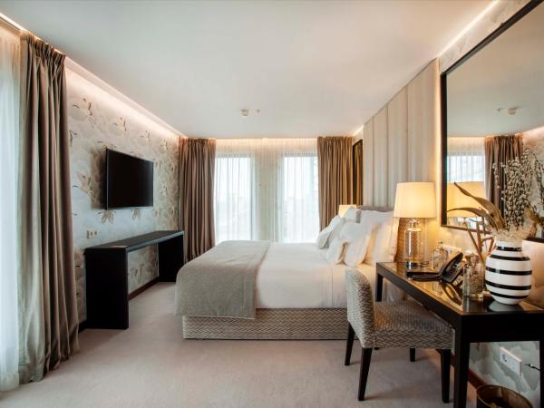 Wine & Books Porto Hotel : photo 2 de la chambre suite junior deluxe