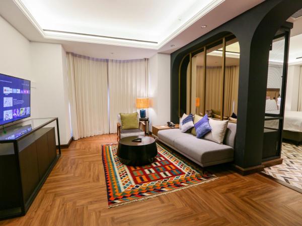 Java Paragon Hotel & Residences : photo 2 de la chambre suite exécutive