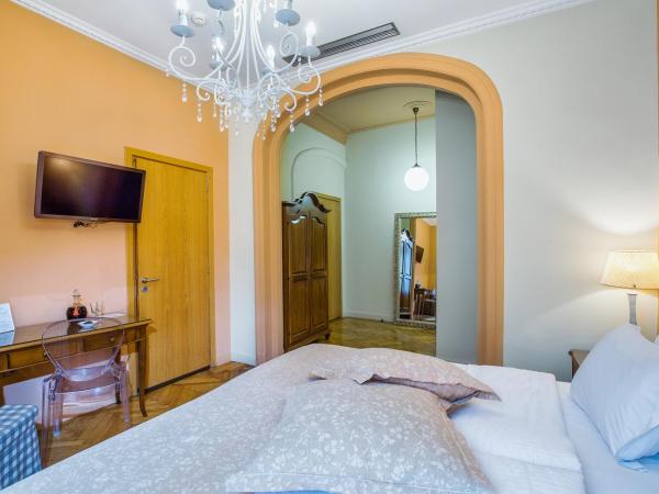 Sweet Home Hotel : photo 3 de la chambre hébergement familial avec chambres communicantes