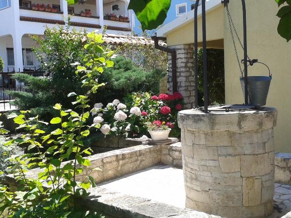 Apartments Ariana : photo 1 de la chambre chambre deluxe double ou lits jumeaux