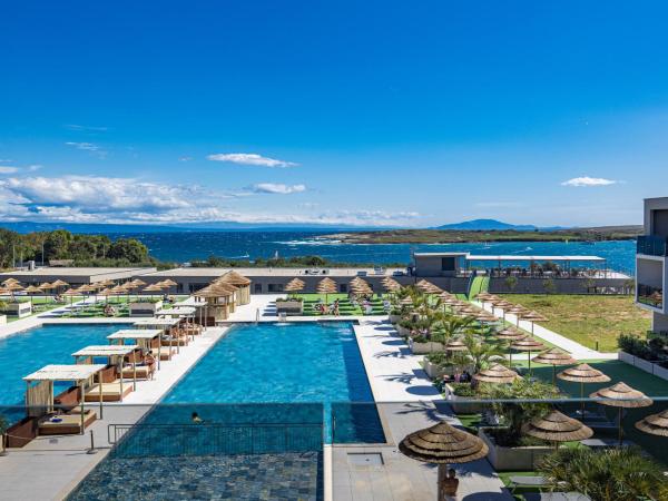 Del Mar Emotion Resort : photo 1 de la chambre deluxe double room with balcony - pool side