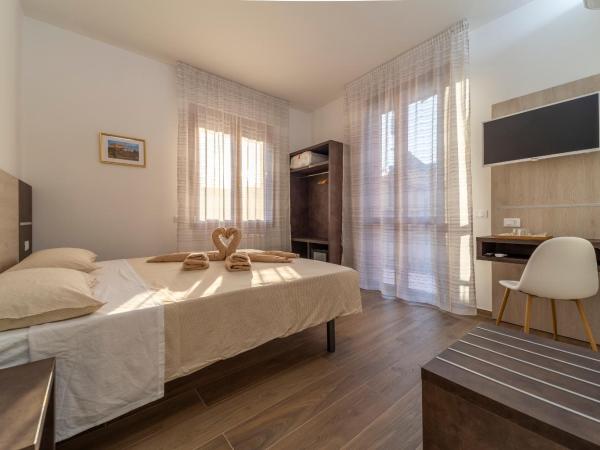 Mentana Rooms : photo 1 de la chambre chambre double avec balcon