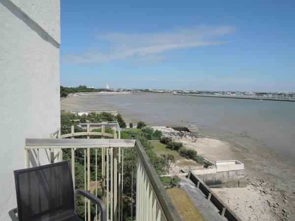 Hôtel Les Brises : photo 3 de la chambre chambre lits jumeaux supérieure - vue sur mer