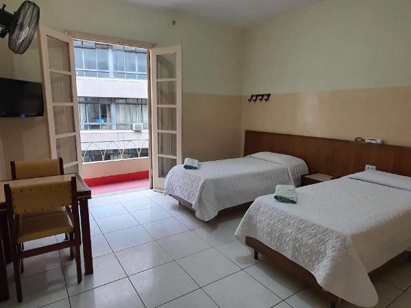 Hotel Plaza Olido : photo 1 de la chambre chambre lits jumeaux spacieuse