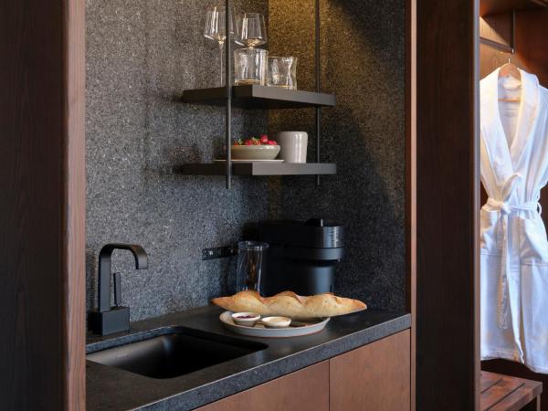 Hotel Cap Diamant : photo 8 de la chambre chambre lit king-size