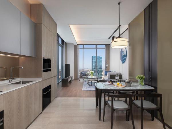 Marriott Executive Apartments Hangzhou : photo 2 de la chambre one-bedroom executive apartment with king bed and city view