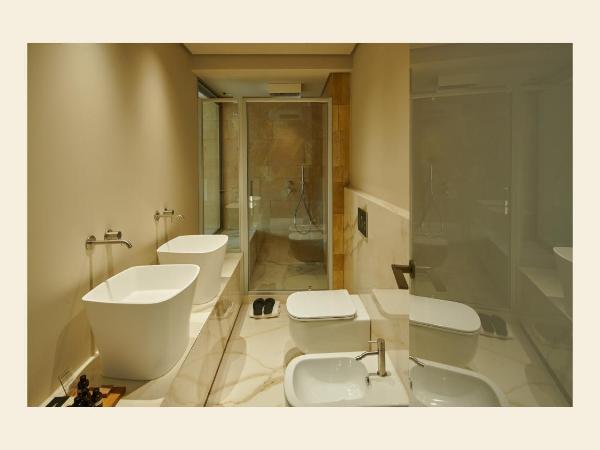 Palazzo Sangiorgio : photo 1 de la chambre chambre lit king-size avec baignoire spa