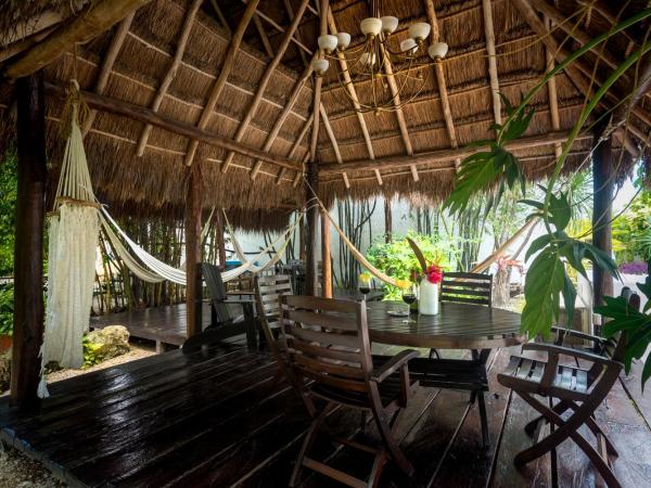 Villas El Encanto Cozumel : photo 3 de la chambre appartement avec balcon