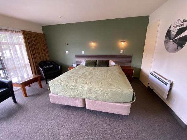 Commodore Motel : photo 6 de la chambre suite