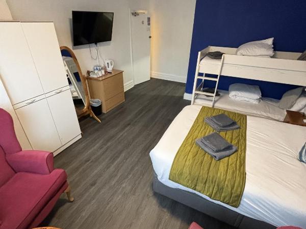 Boscombe Spa Hotel : photo 1 de la chambre chambre familiale avec douche