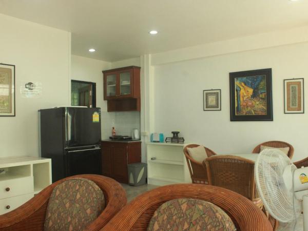Naithon Beach Villa : photo 2 de la chambre appartement standard