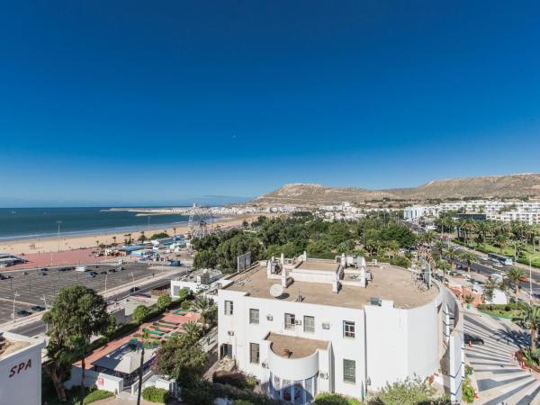 Royal Mirage Agadir : photo 5 de la chambre hébergement lit king-size exécutif - vue sur piscine