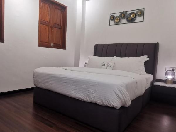 TREASURE HUNTER At Heritage Georgetown : photo 2 de la chambre chambre double avec salle de bains privative