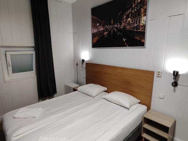 Hotel Holland Lodge : photo 7 de la chambre chambre lits jumeaux Économique sans fenêtre