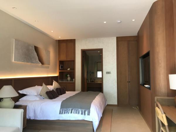 GINLAN JIA RESORT Yuhang Hangzhou : photo 4 de la chambre chambre lit queen-size - vue sur jardin