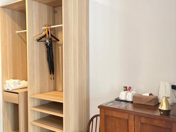 Green Gallery Beach Boutique Hotel : photo 5 de la chambre chambre supérieure - vue sur piscine